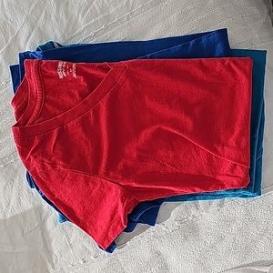 Mossimo Small Red V-neck Tee